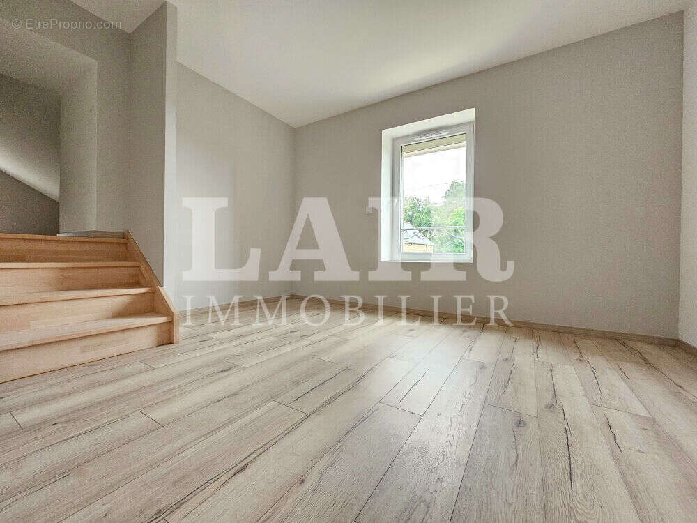 Maison à FRESNAY-SUR-SARTHE