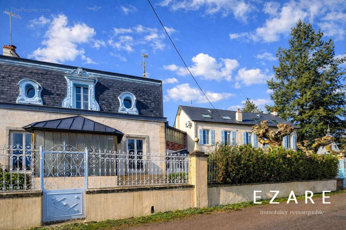 Maison à NOLAY