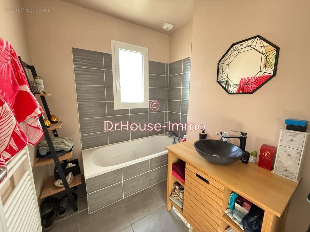 Maison à SAINT-SULPICE-ET-CAMEYRAC