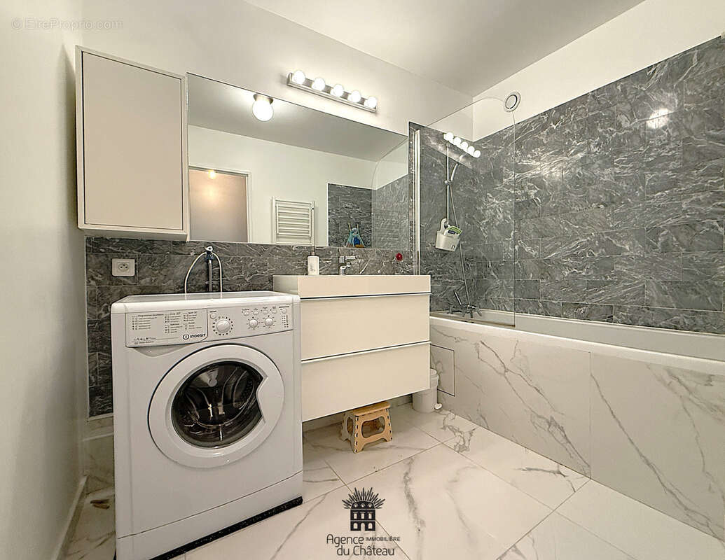 Appartement à VERSAILLES