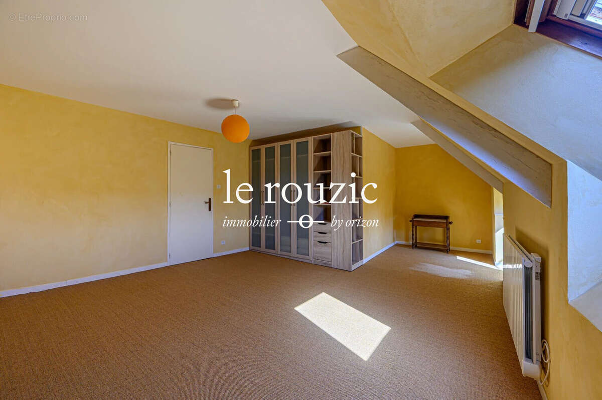 Maison 189 m² à Sene  - photo 6
