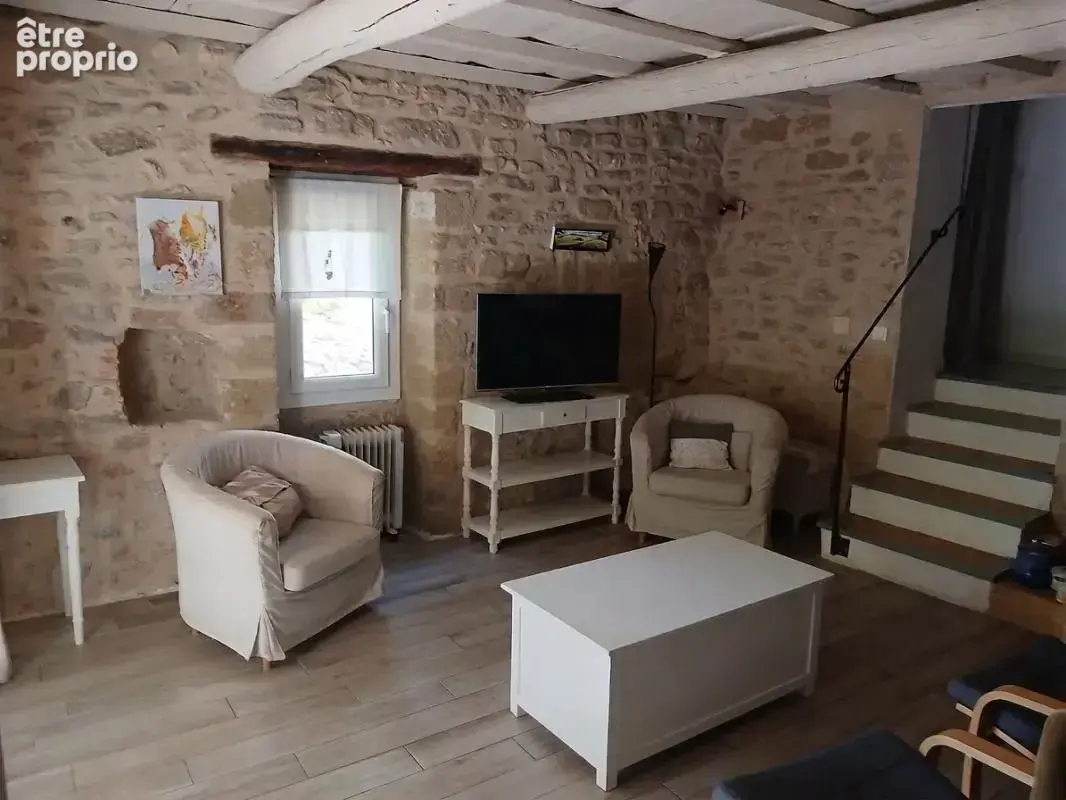 Maison de village entièrement rénovée de 185 m2 avec patio terrasse et cour intérieure - photo 5