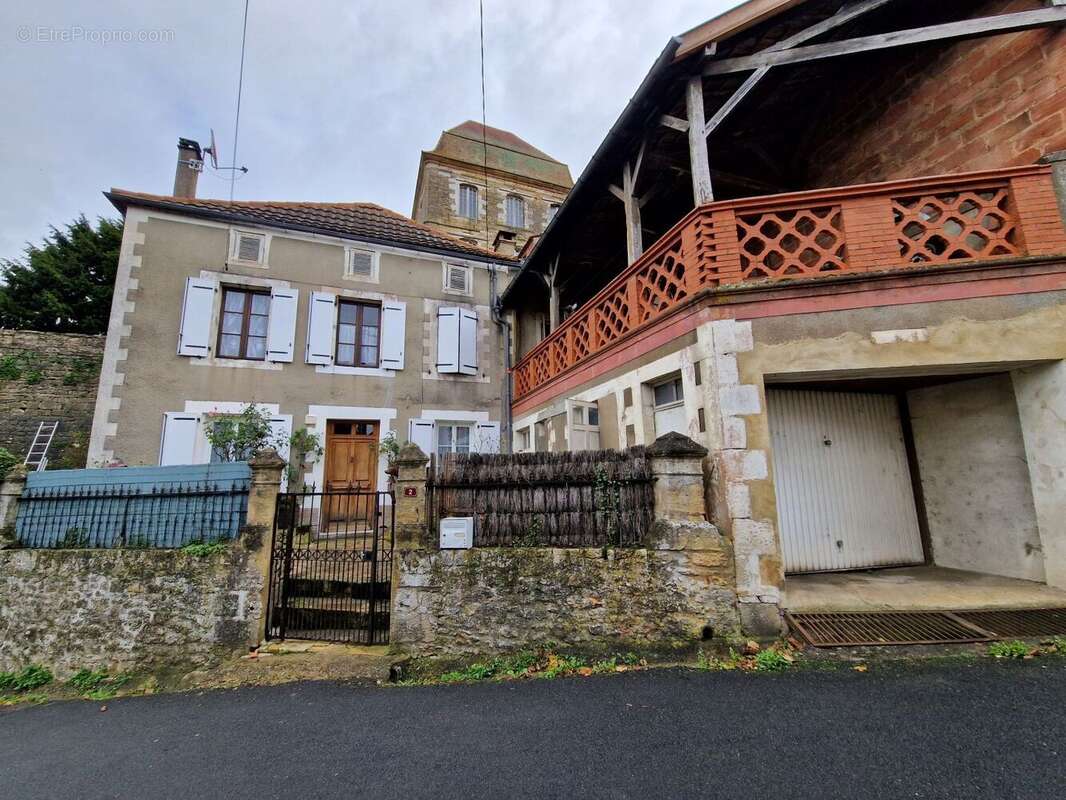 20251117111057 - Maison à SIORAC-EN-PERIGORD