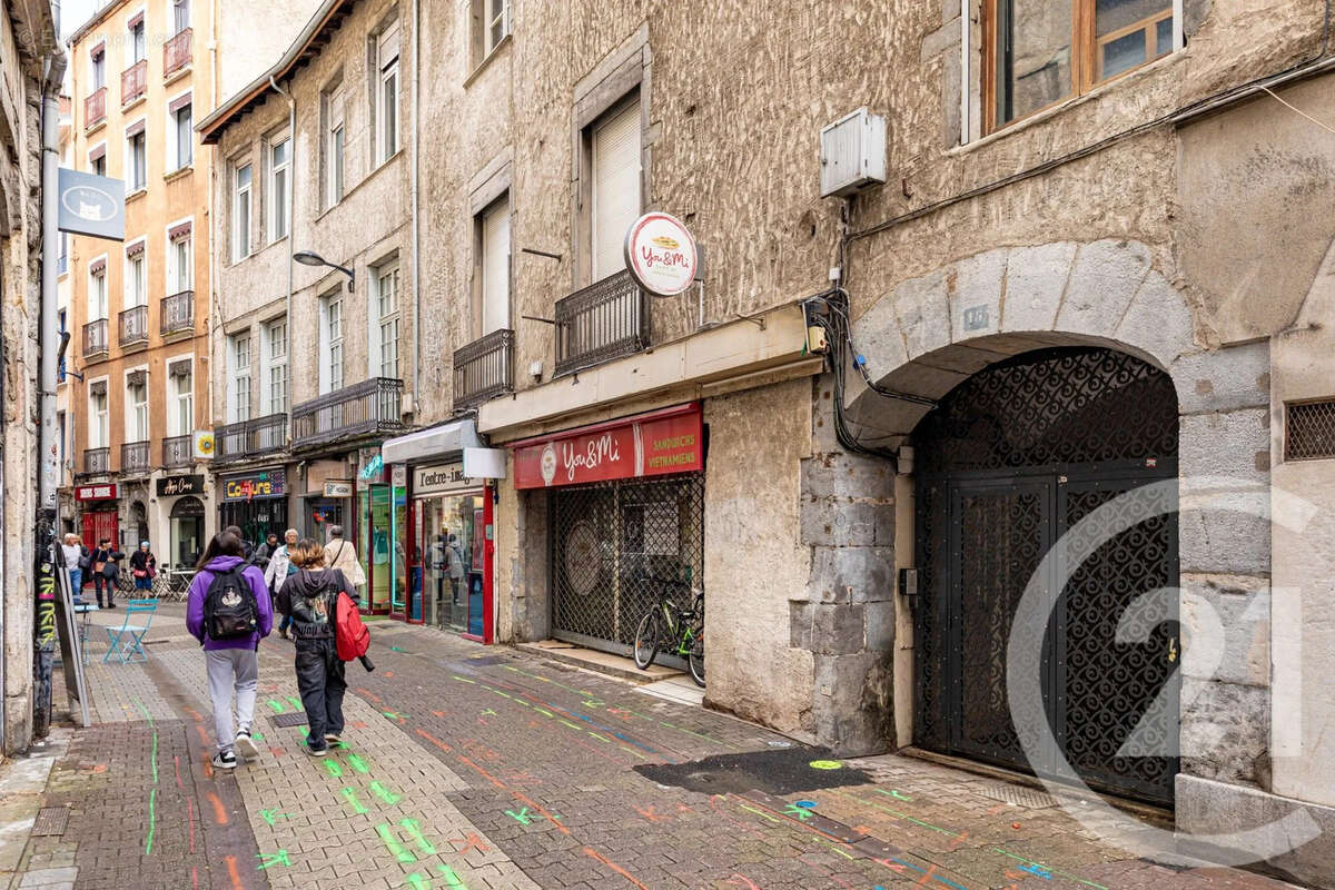 Autre à GRENOBLE