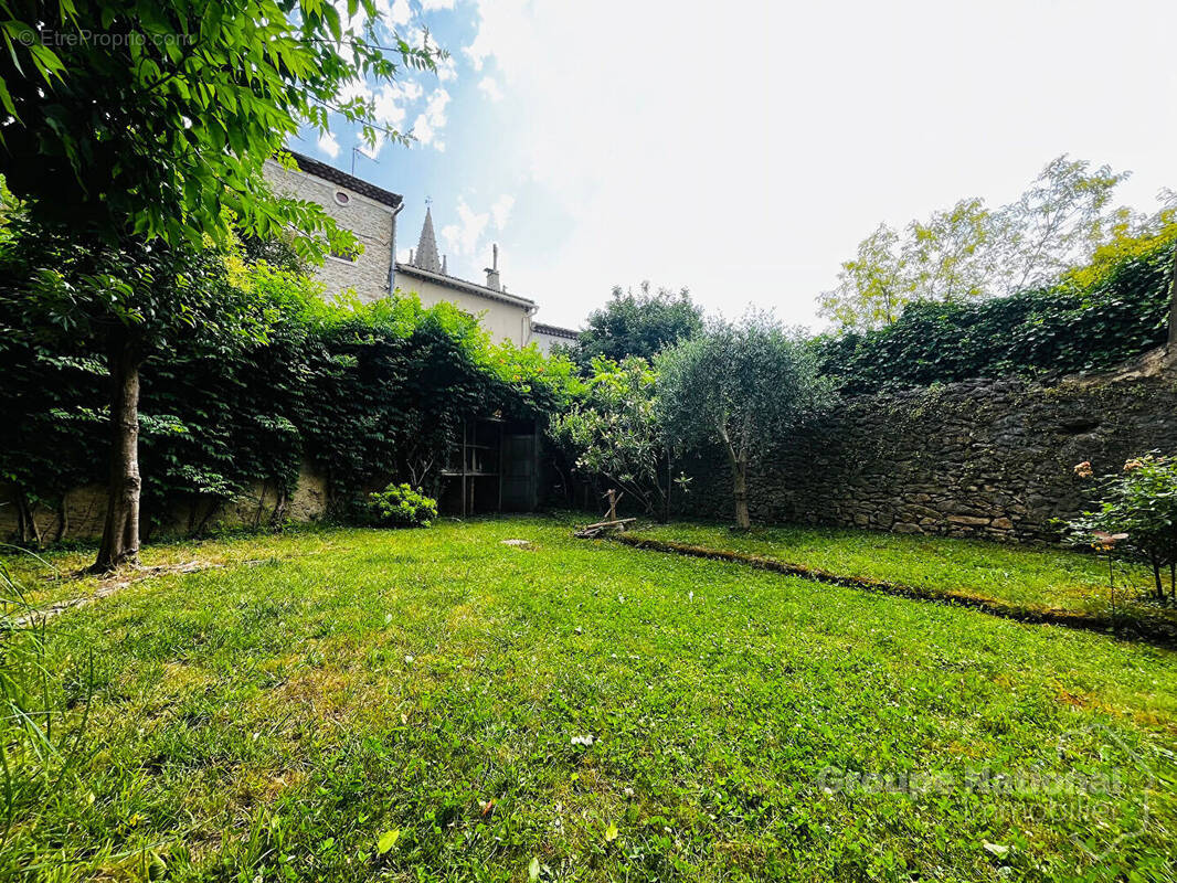 Maison à GOUDARGUES