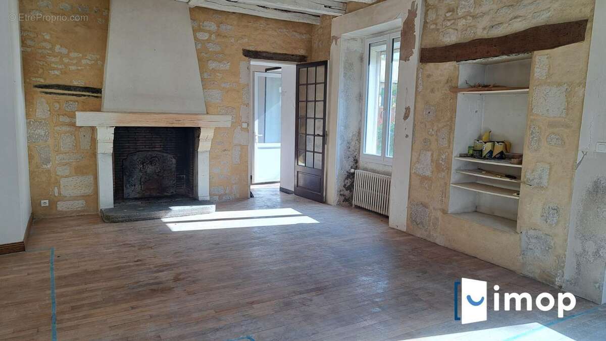 Appartement à FONTENAY-LE-COMTE