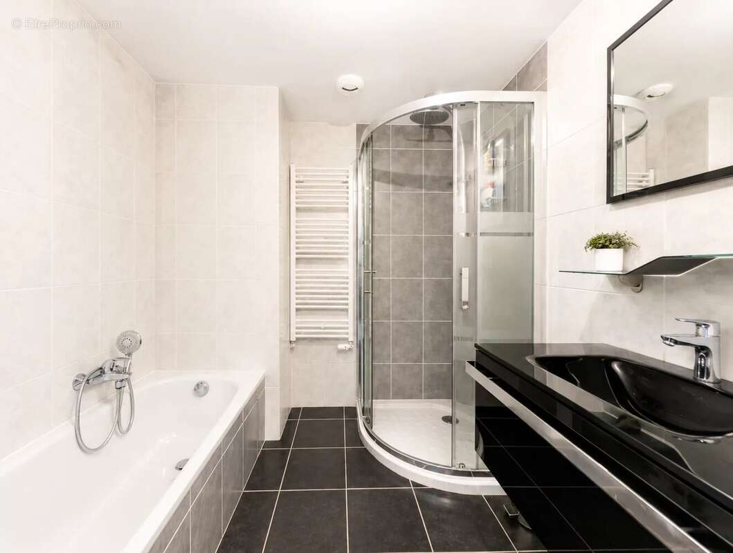 Appartement T3 récent de 69 m2 à Neuvecelle - photo 4