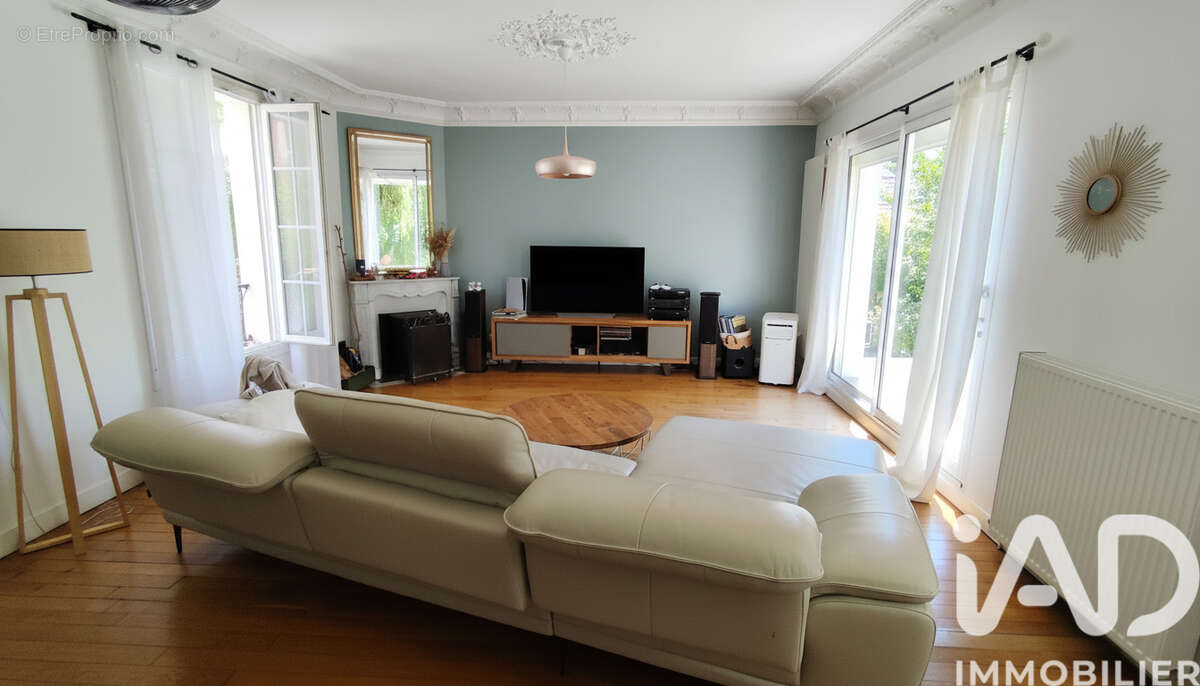 Maison 170 m² à Ecouen  - photo 4