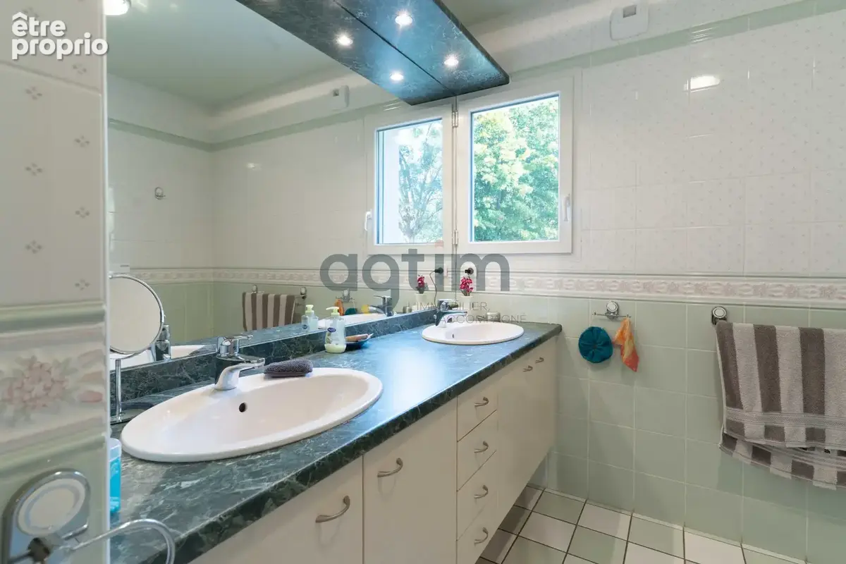 Montaigu, maison 134m2 habitables, 4 chambres, terrain 1400m2, accès rivière - photo 21