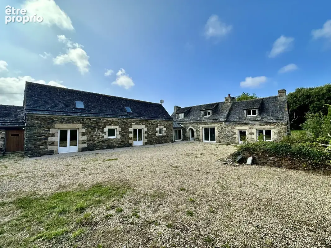 Grande propriété au calme avec hangar et écurie à rénover - photo 2