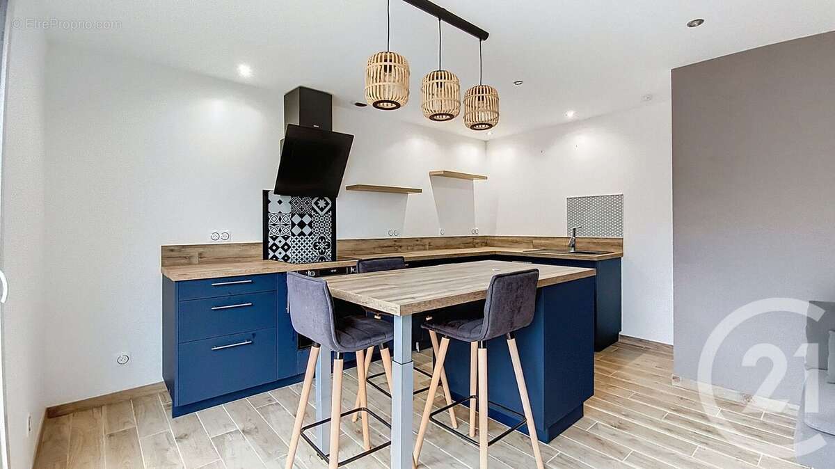 Maison à SOUCIEU-EN-JARREST