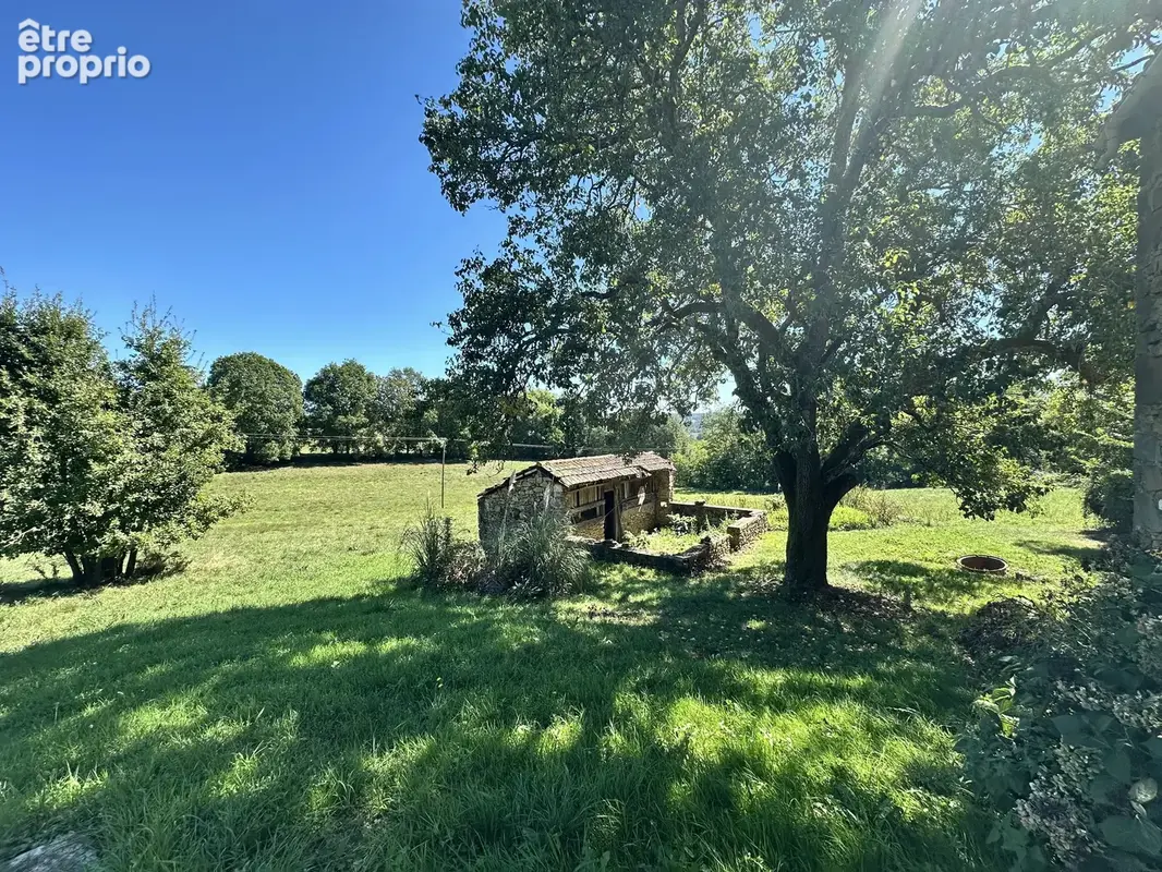 Authentique ferme avec 4 ha de terrain - photo 16