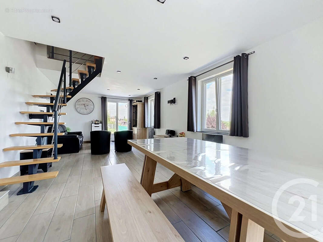 Maison 64 m² à Pont-Audemer  - photo 4