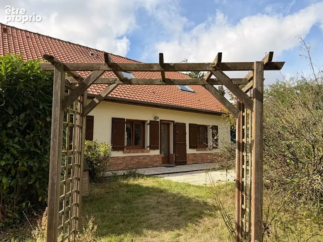 Pavillon individuel - grand jardin et sous-sol complet - photo 8