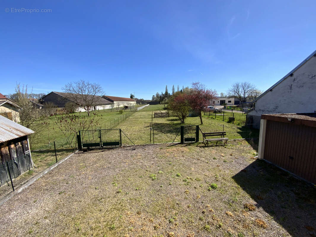 Maison à SAINT-SAUVEUR