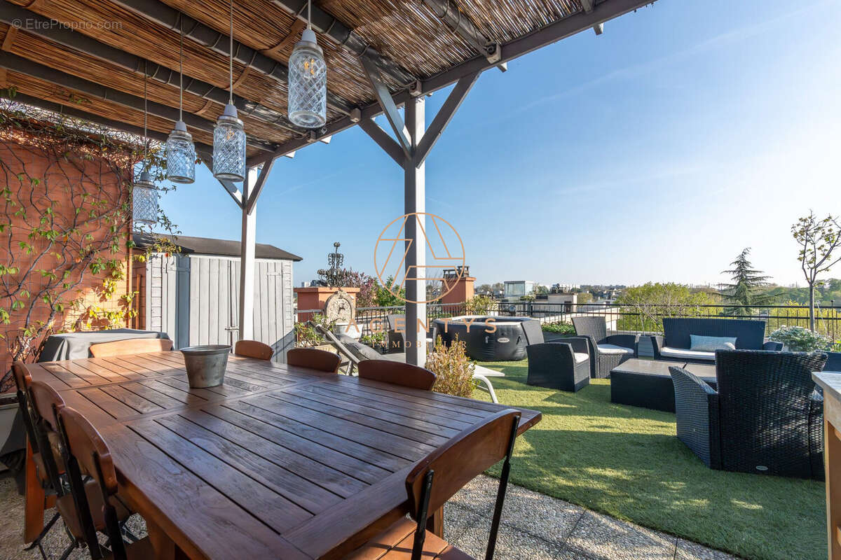 Appartement à LE PERREUX-SUR-MARNE