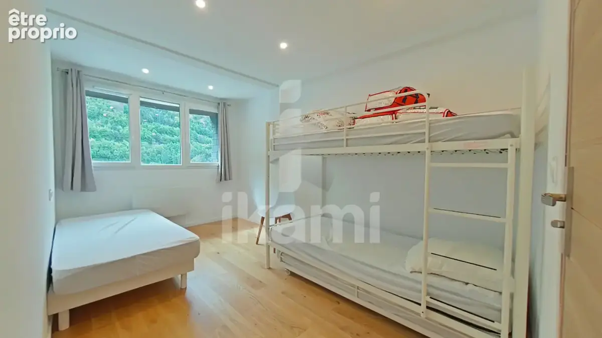 Appartement type T4, grand, rénové  et lumineux. - photo 8