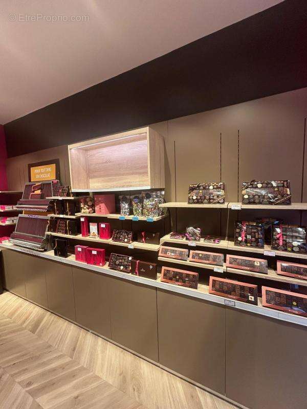 Commerce à JOINVILLE-LE-PONT