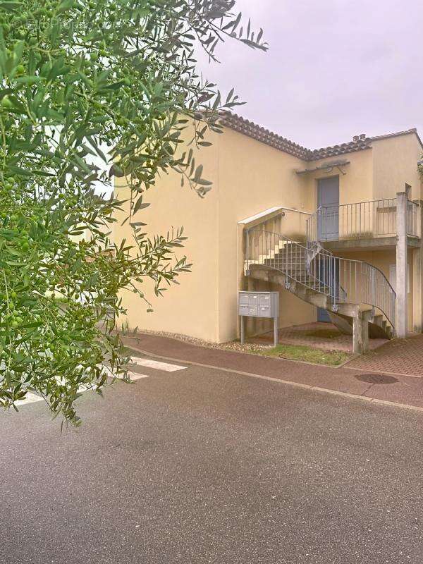 Exclusivite montfavet appartement t3 terrasse parking - photo 11