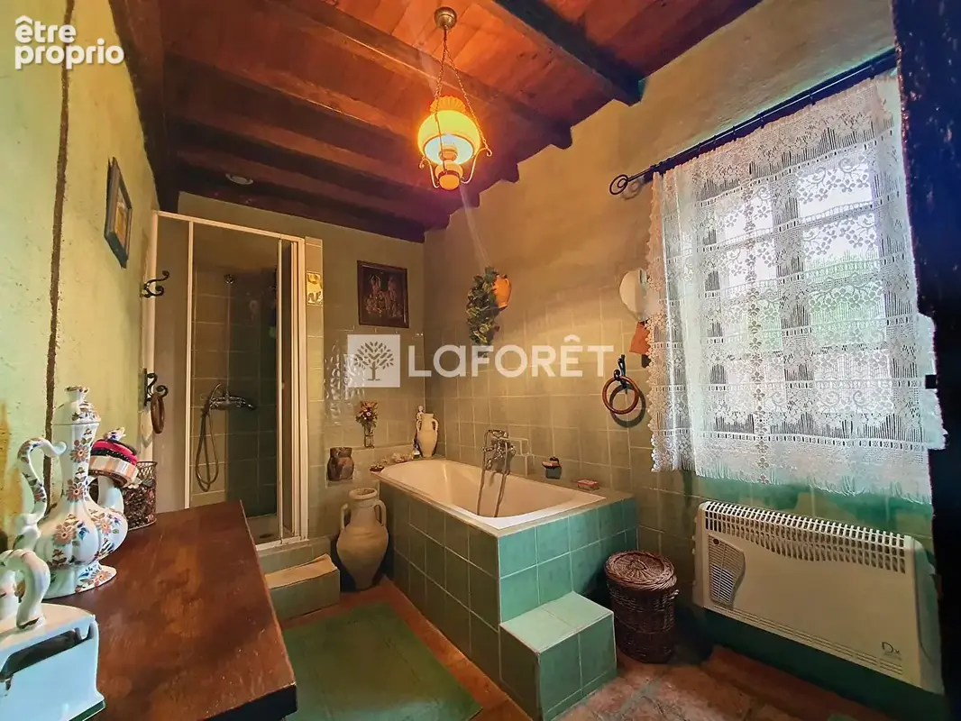 Maison de caractère de 171 m² avec patio et jardin ! - photo 16