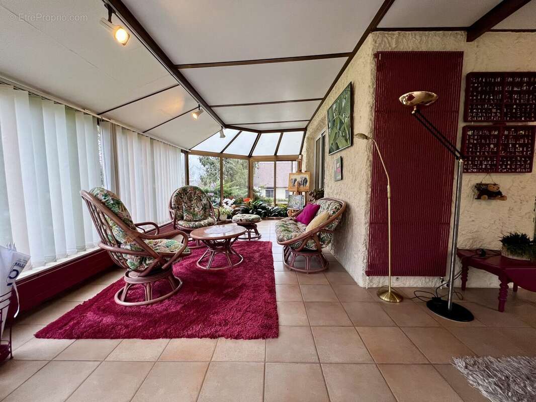 Maison à FONTAINE-ETOUPEFOUR