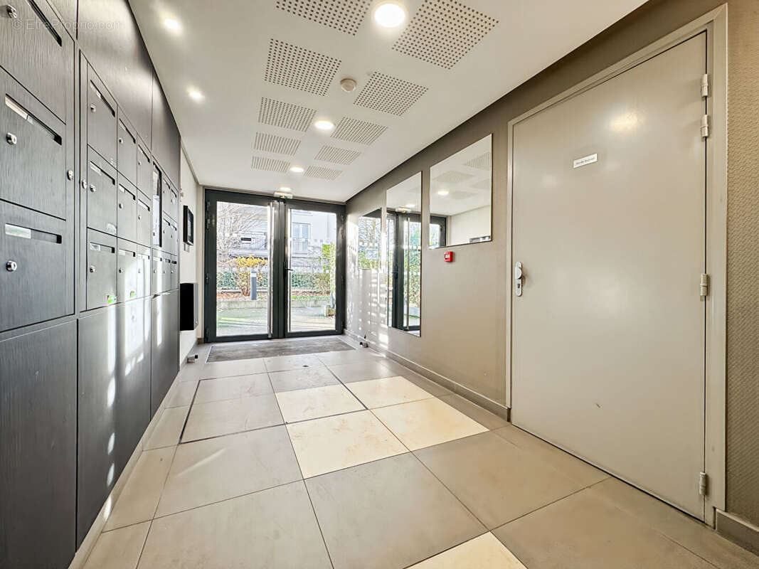 Appartement Rosny Sous Bois 3 pièce avec jardin - photo 11