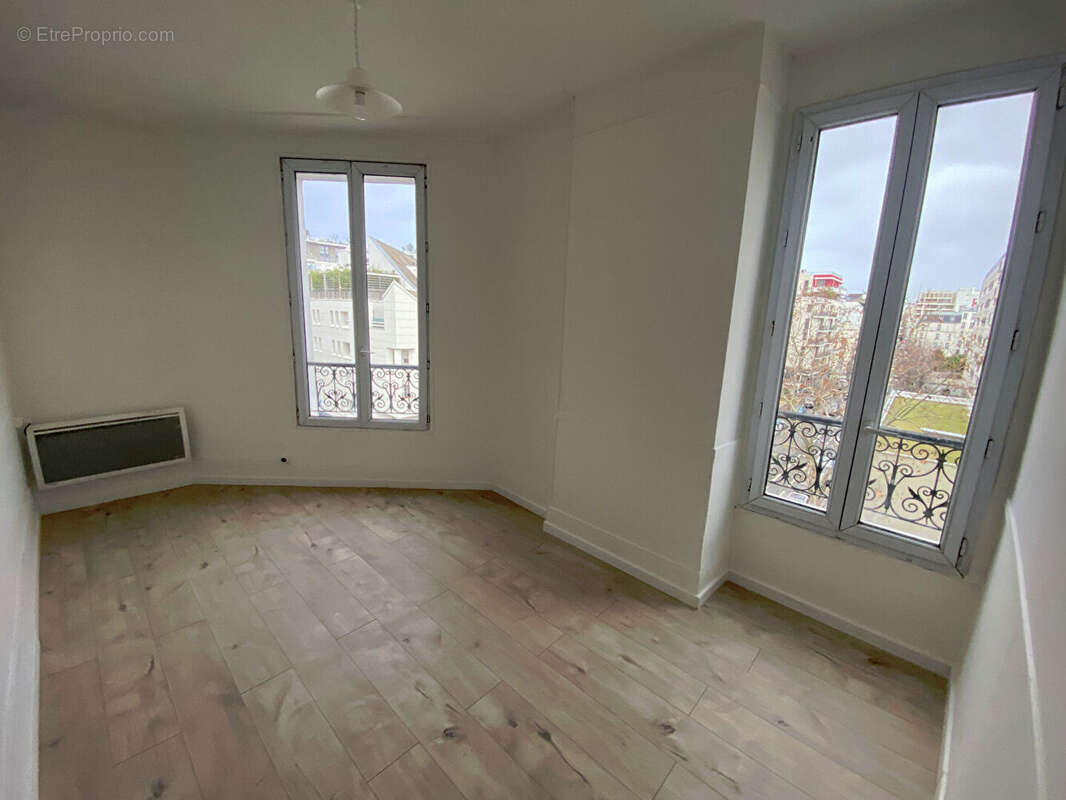 Appartement à CLICHY