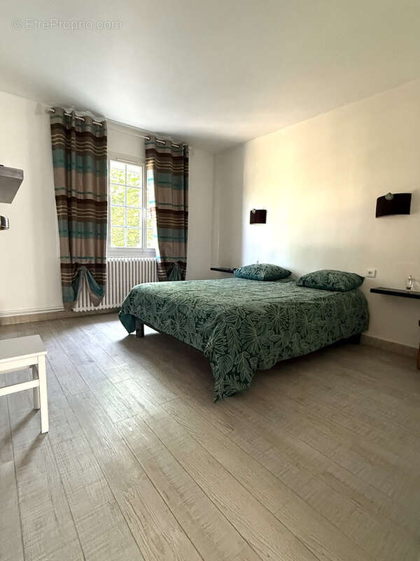 Maison 6 pièce 4 chambres de 166m2 - photo 9