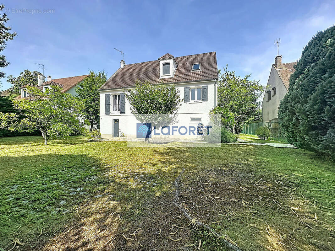 Maison à LE PLESSIS-TREVISE
