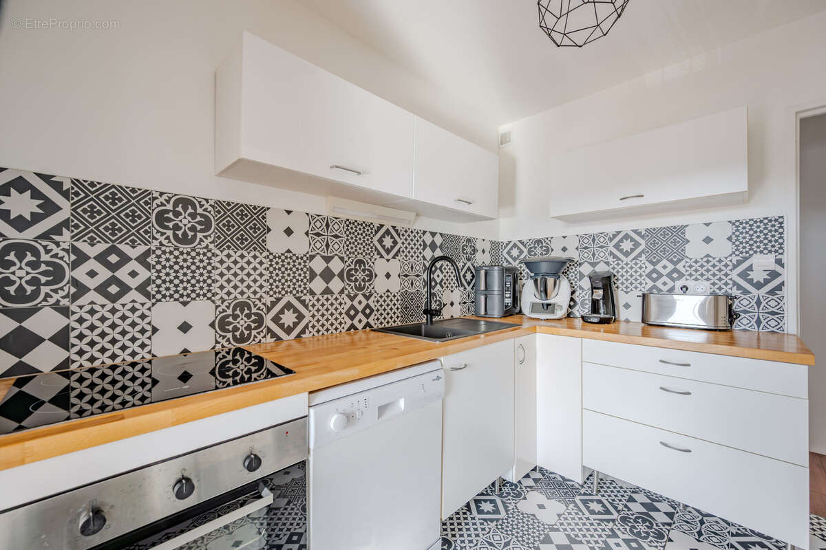 Appartement à LA VALETTE-DU-VAR