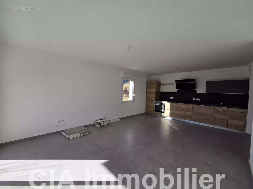 Appartement à REIGNIER