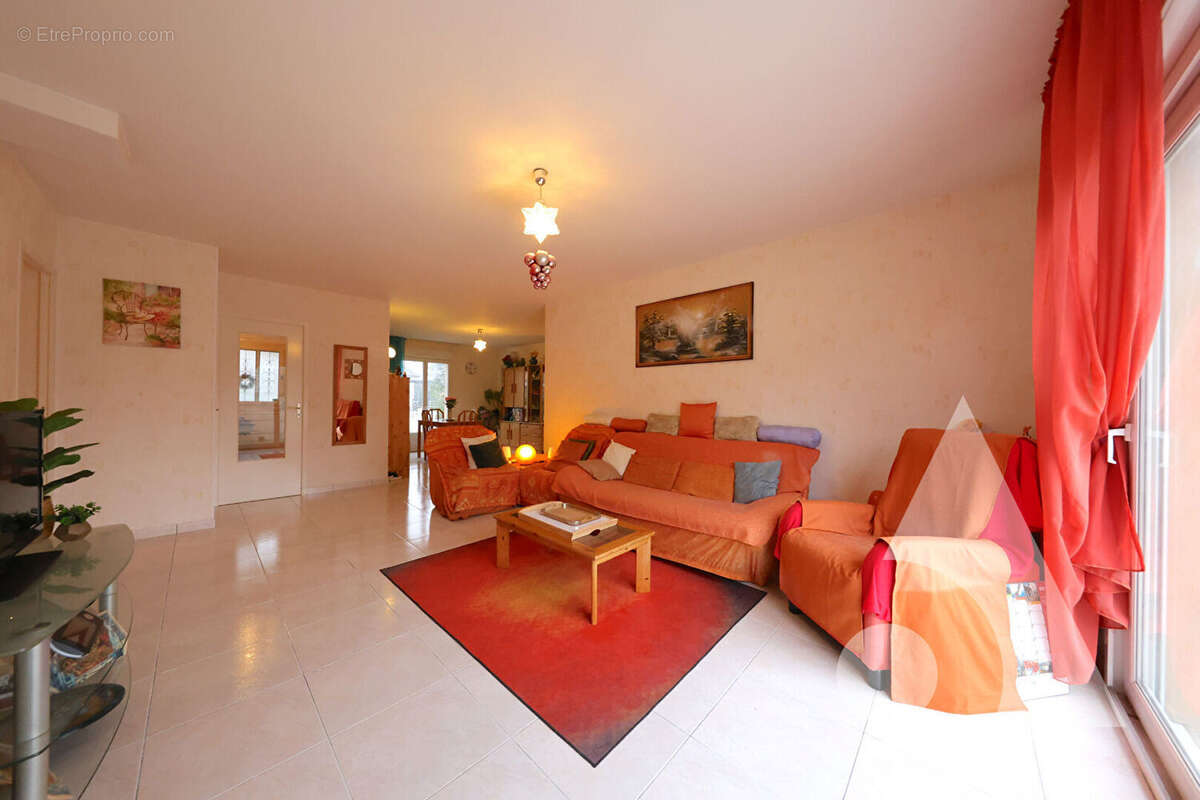 Maison à RIS-ORANGIS