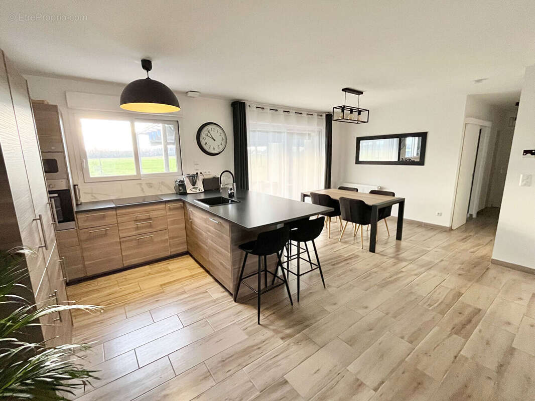 Maison à VILLEPERDUE