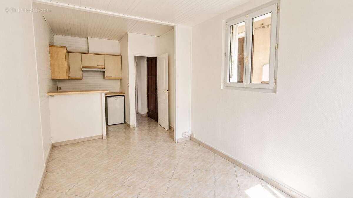Appartement 265 m² à Tours  - photo 9