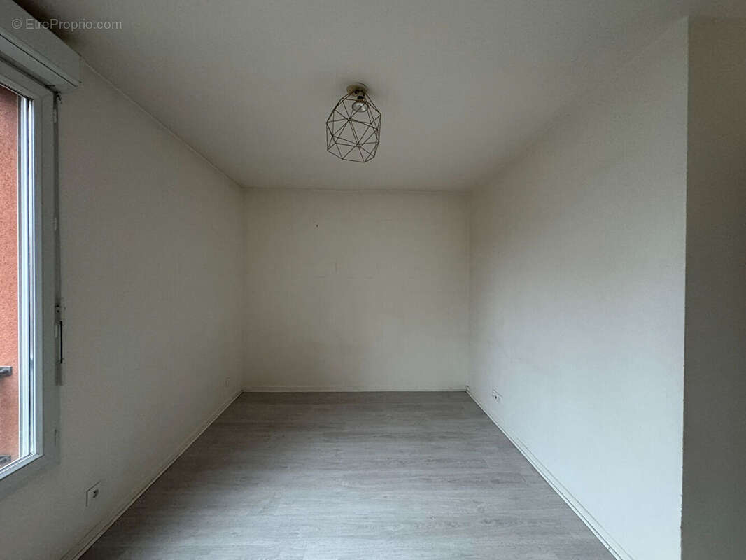 Appartement à AUBERVILLIERS