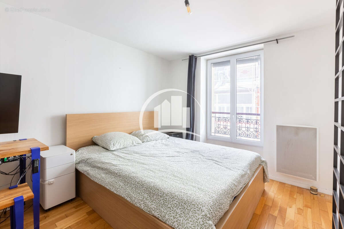 Appartement à PARIS-11E