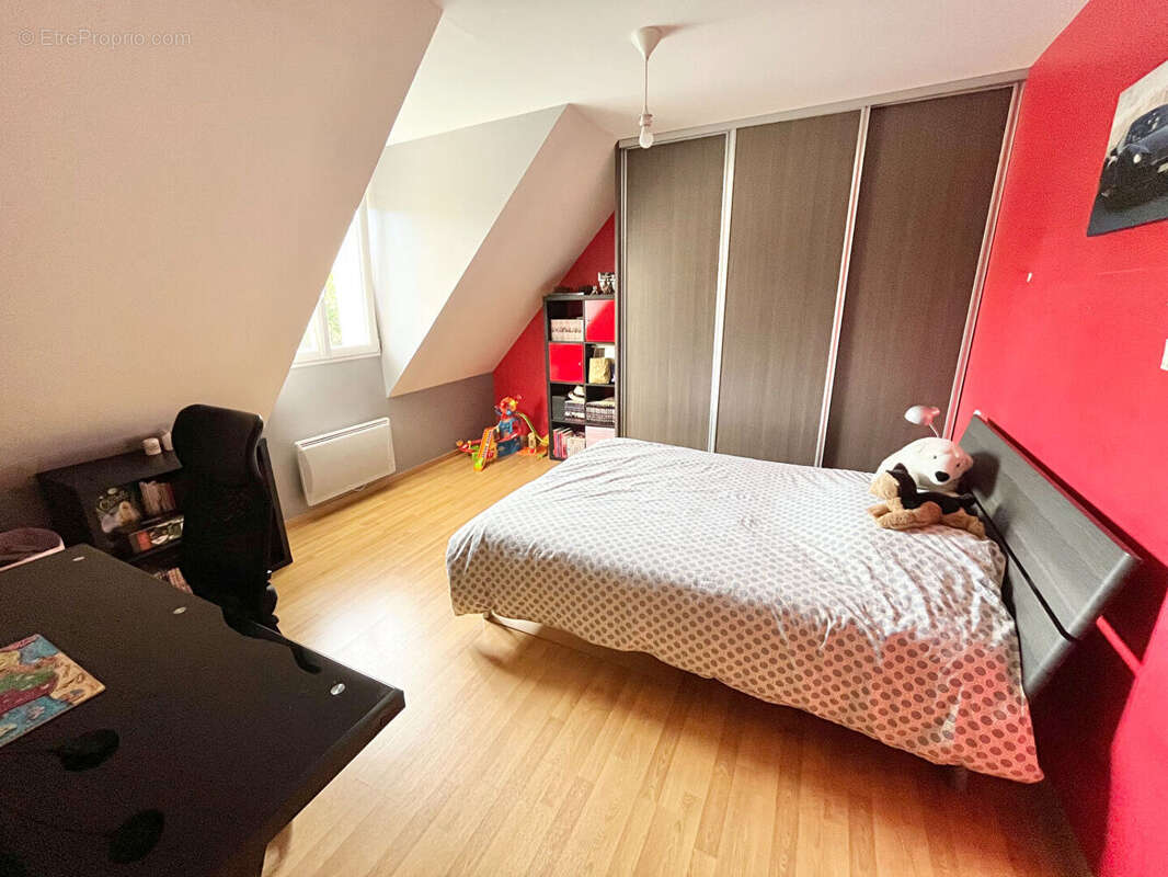 Maison à SAINT-CYR-SUR-LOIRE