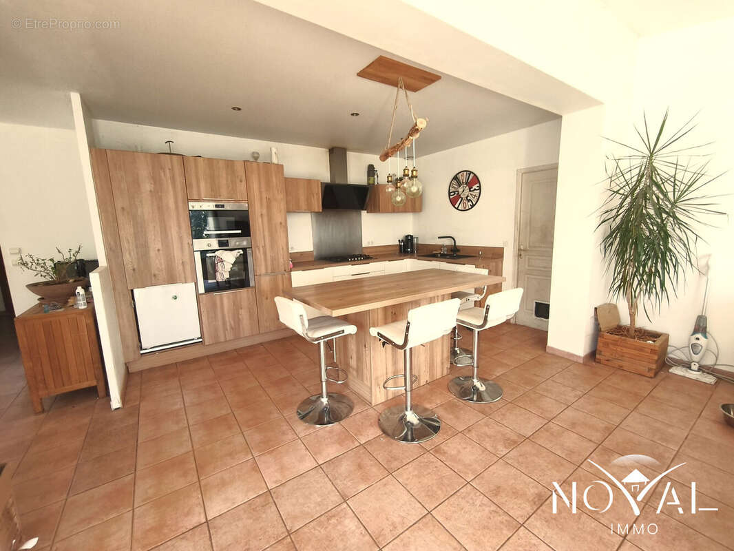 Maison à SAINT-VALLIER-DE-THIEY