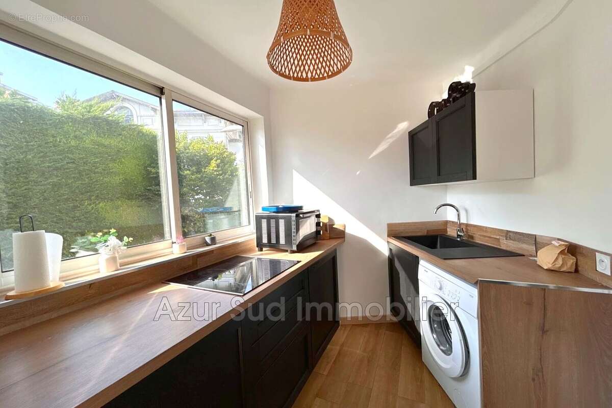 Appartement 44 m² à Antibes  - photo 6