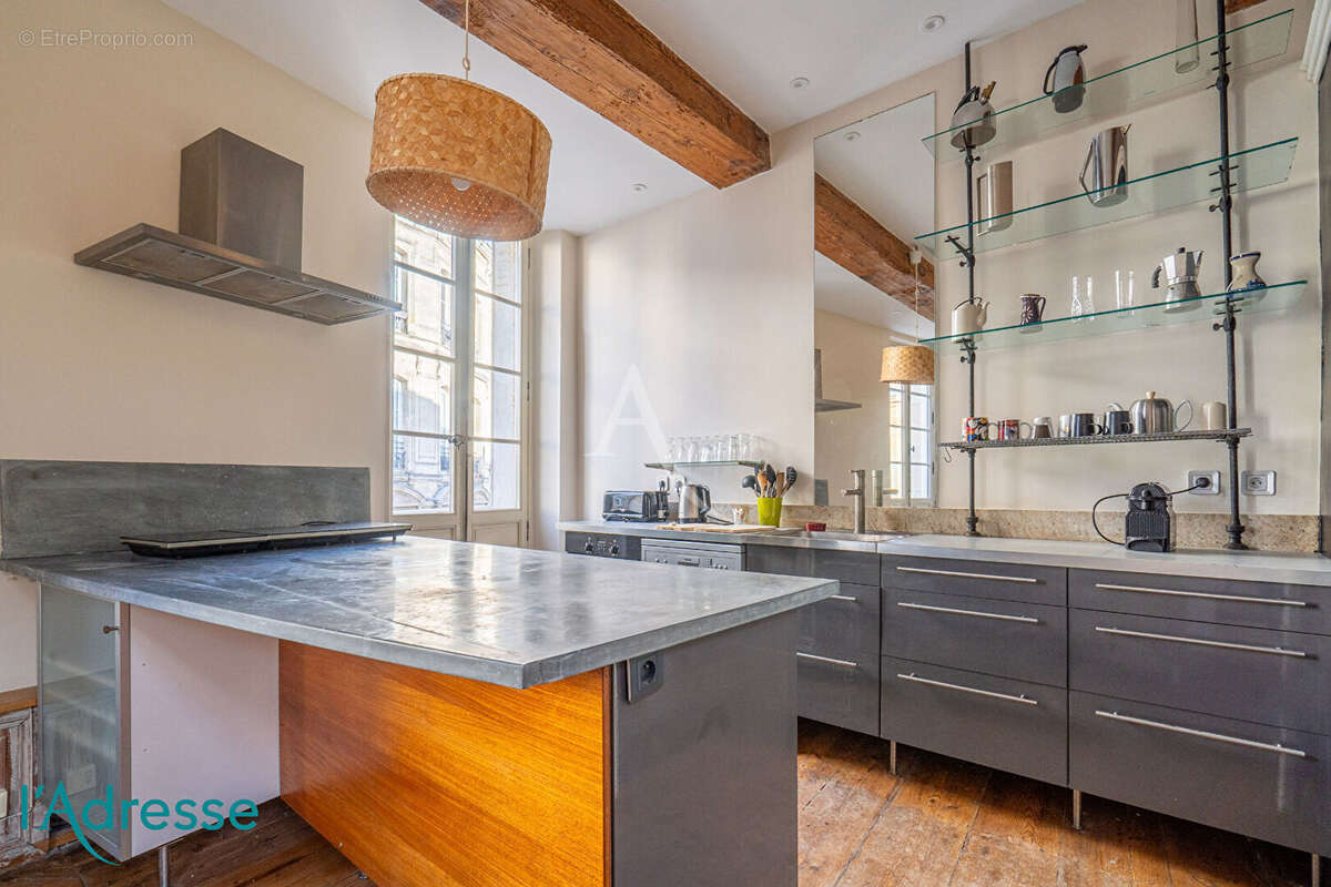 Appartement à BORDEAUX