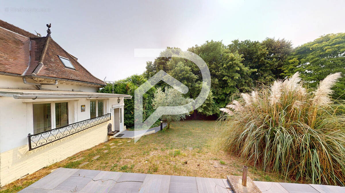 Appartement à TRIEL-SUR-SEINE