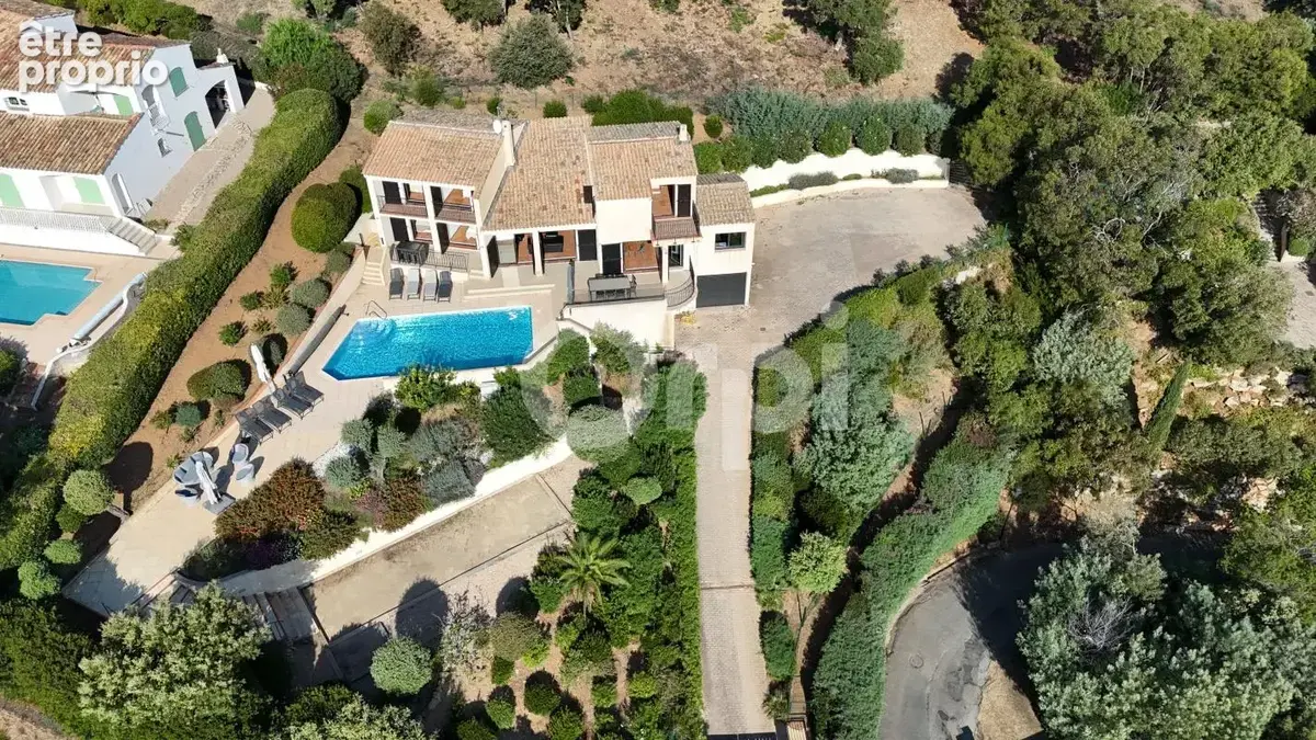 Les Issambres Villa Vue mer Panoramique avec piscine, terrain de Pétanque et garage - photo 6