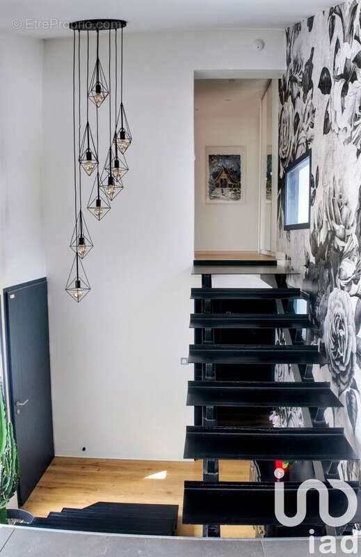 Photo 8 - Maison à SURY-LE-COMTAL