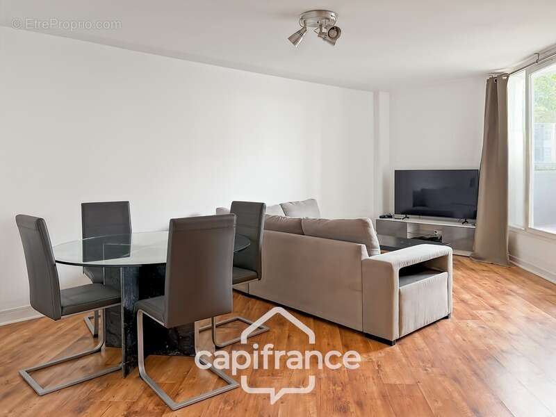 Appartement à TORCY