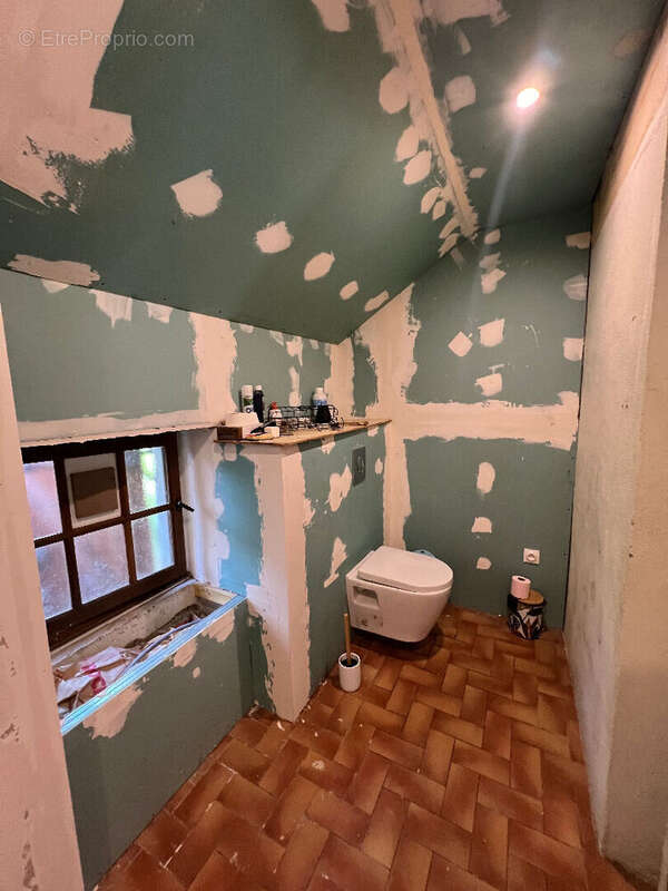 Maison à VERNEUIL-EN-BOURBONNAIS