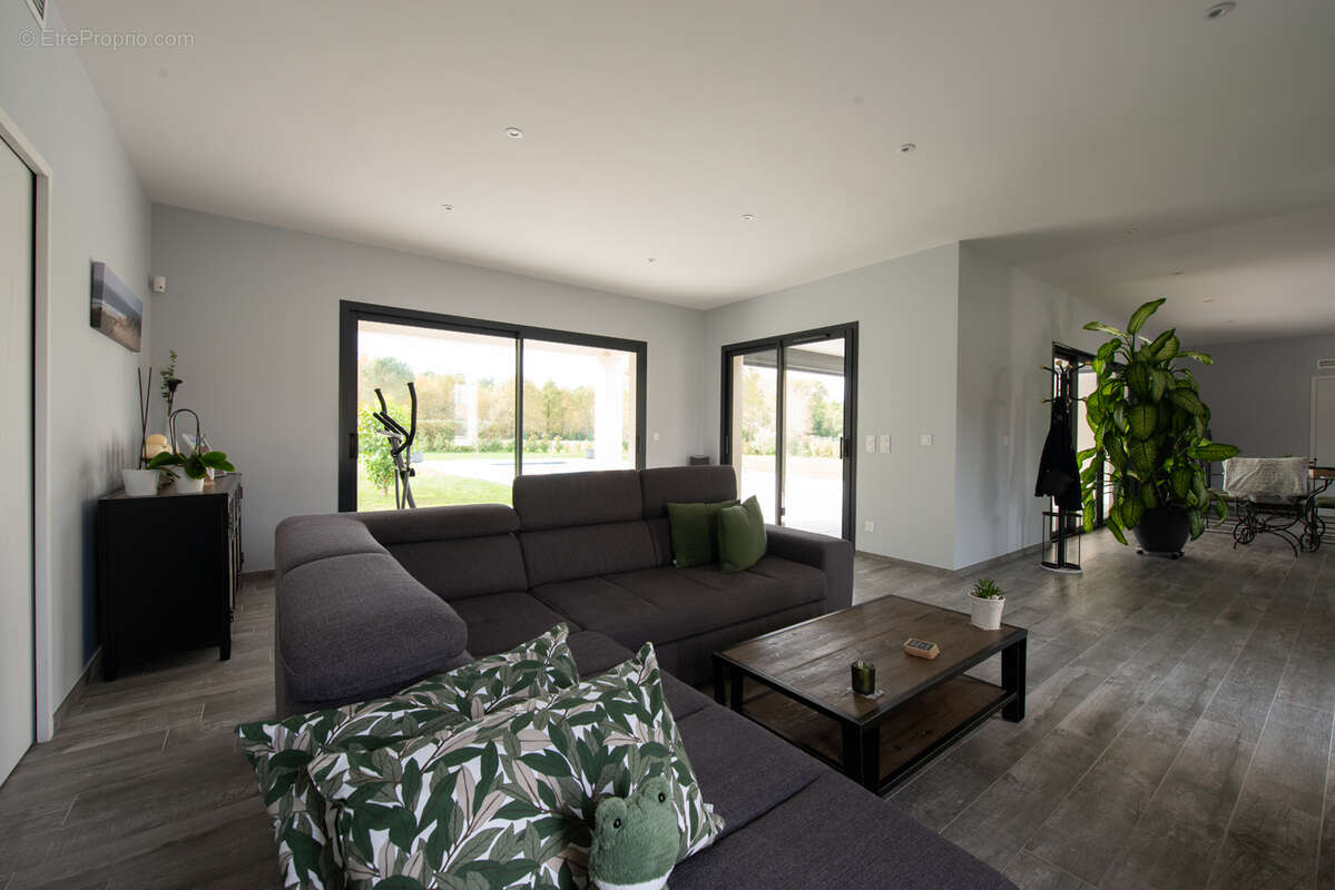 Maison à LESPARRE-MEDOC