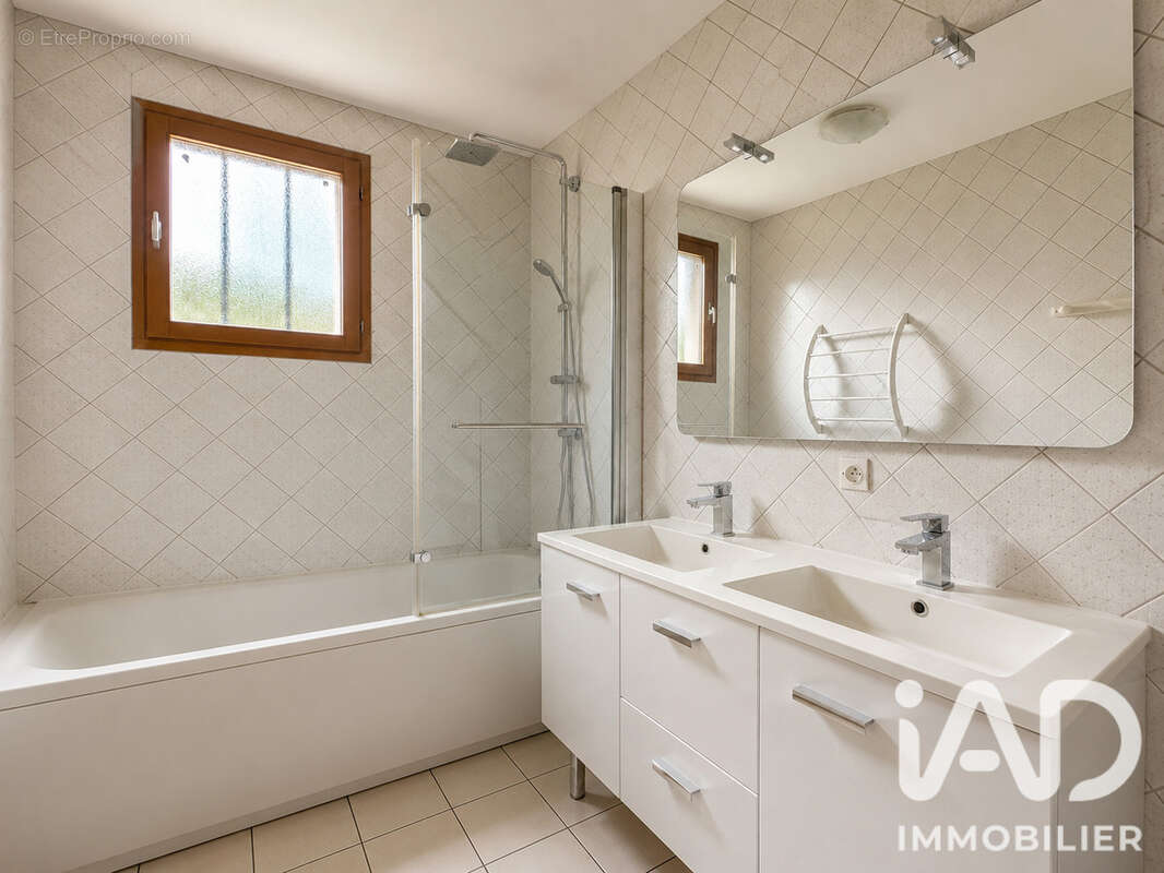 Maison 103 m² à Argenteuil  - photo 7