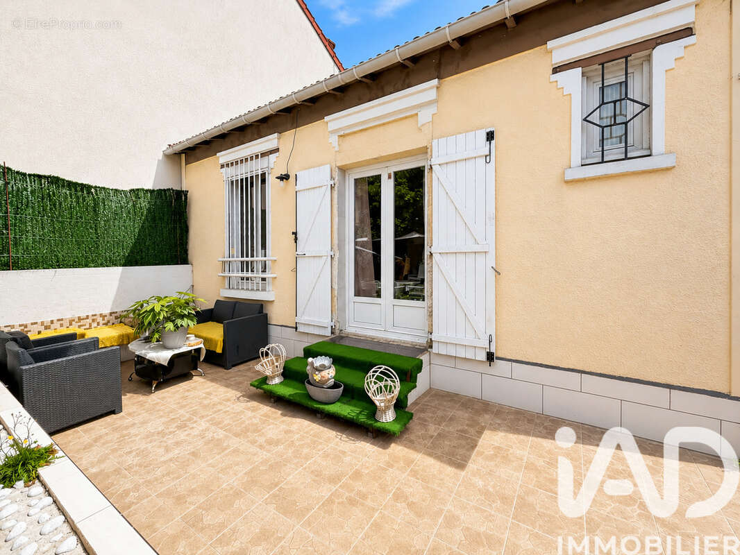 Photo 8 - Maison à LES PAVILLONS-SOUS-BOIS