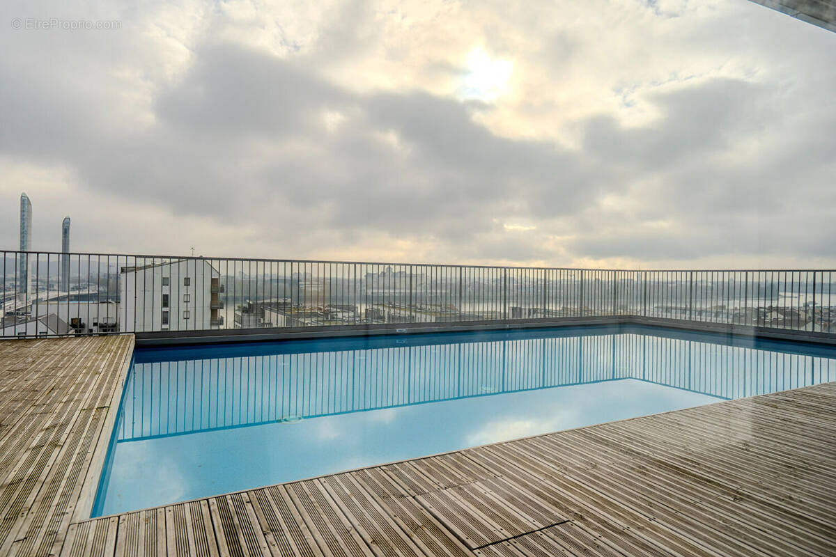 Appartement à BORDEAUX
