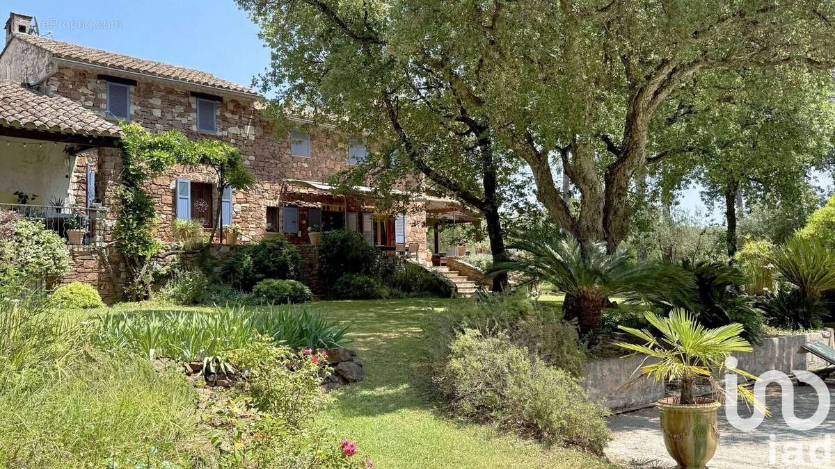 Photo 2 - Maison à SOLLIES-PONT